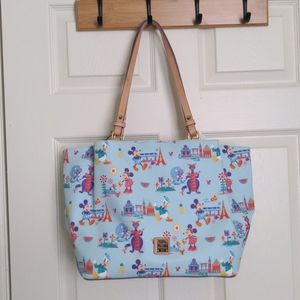 Walt Disney World 2017 Food & Wine Fest Dooney & Bourke Tote